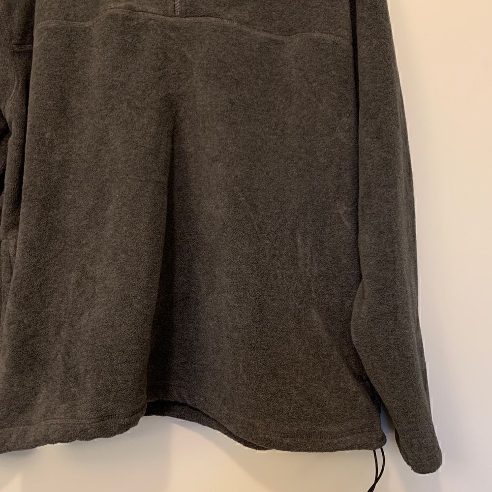 Fleece Pull-over - Picture 2 of 9